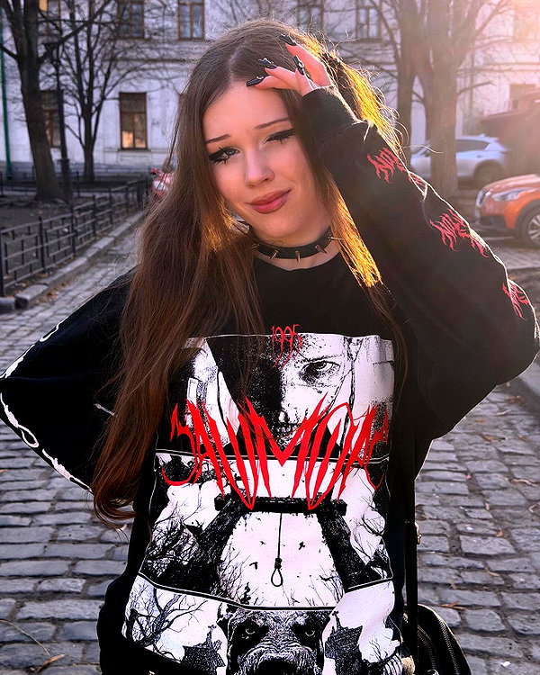tiny.eviluv instagram image archive image