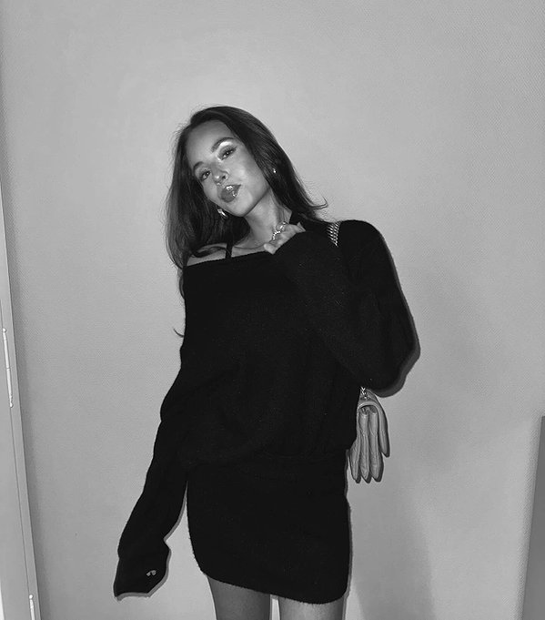 zoeliss instagram image archive image