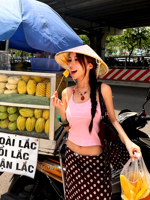 lyhythuedoxinh instagram image archive image
