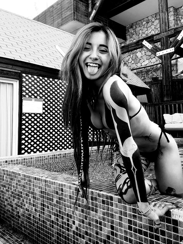 shaharo__._ instagram image archive image