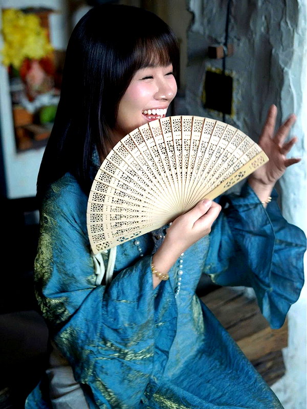 lyhythuedoxinh instagram image archive image