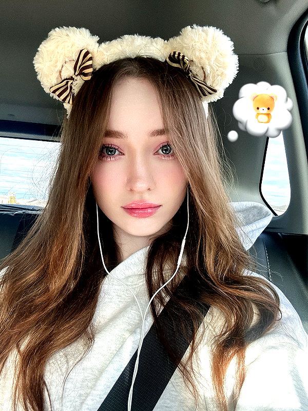 1uvgabi instagram image archive image