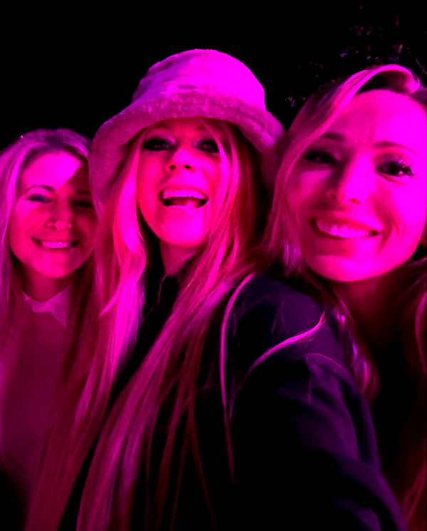 avrillavigne instagram image archive image
