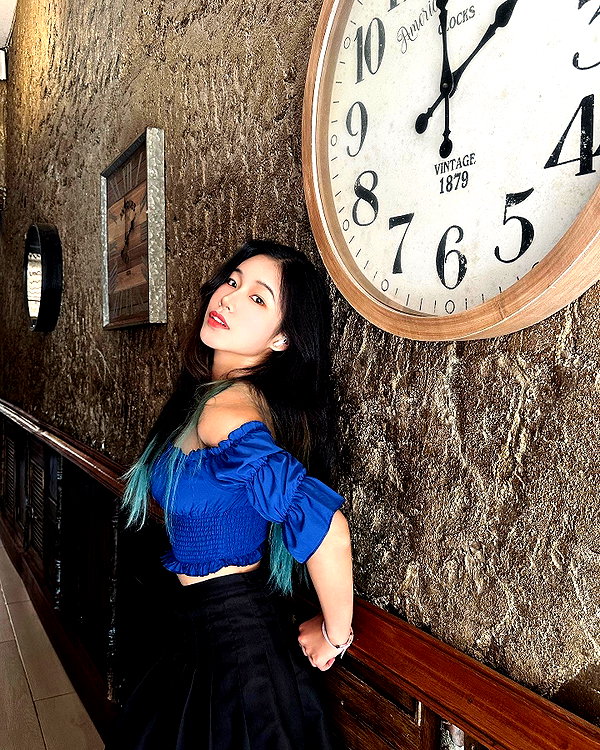 shulunc instagram image archive image