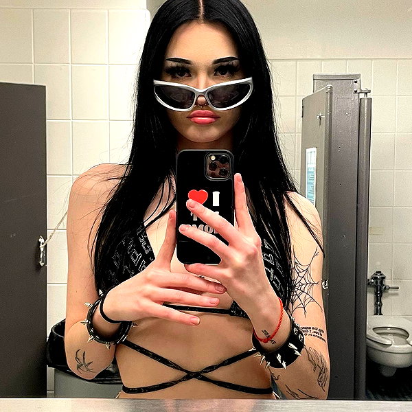 gabs.z.x instagram image archive image