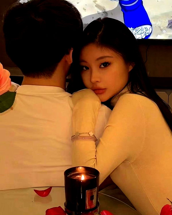 ll.lu1s instagram image archive image