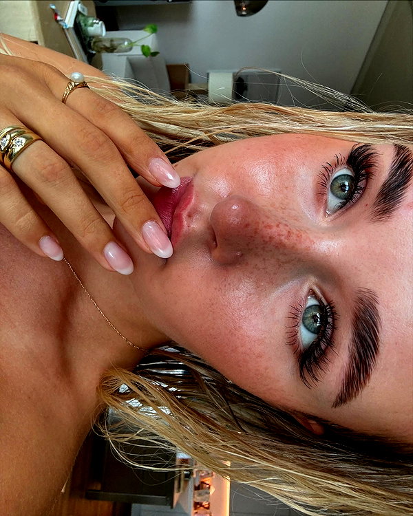 lilih instagram image archive image