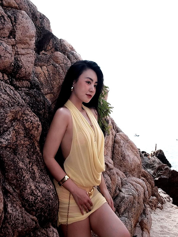 lyhythuedoxinh instagram image archive image