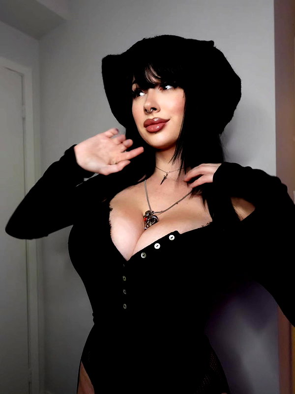 rixiadigivolved instagram image archive image