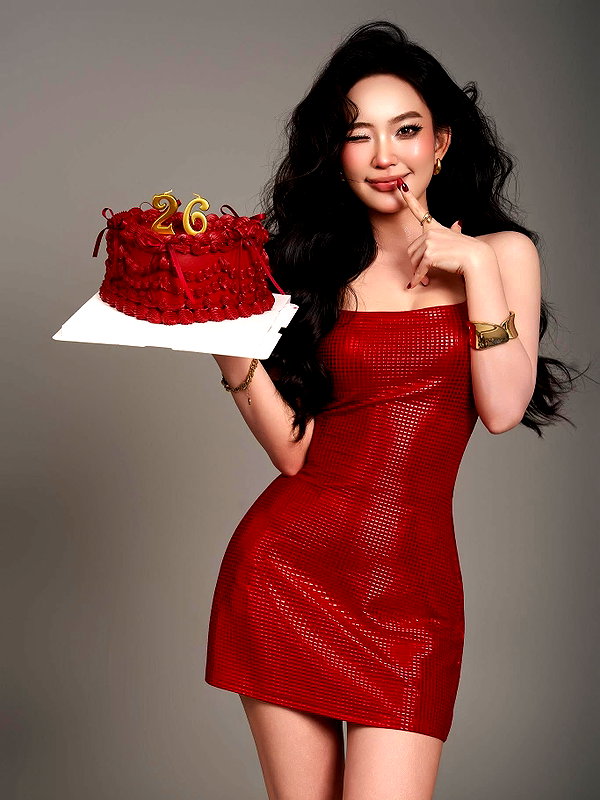 lyhythuedoxinh instagram image archive image
