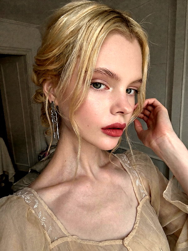 alisen.mari instagram image archive image