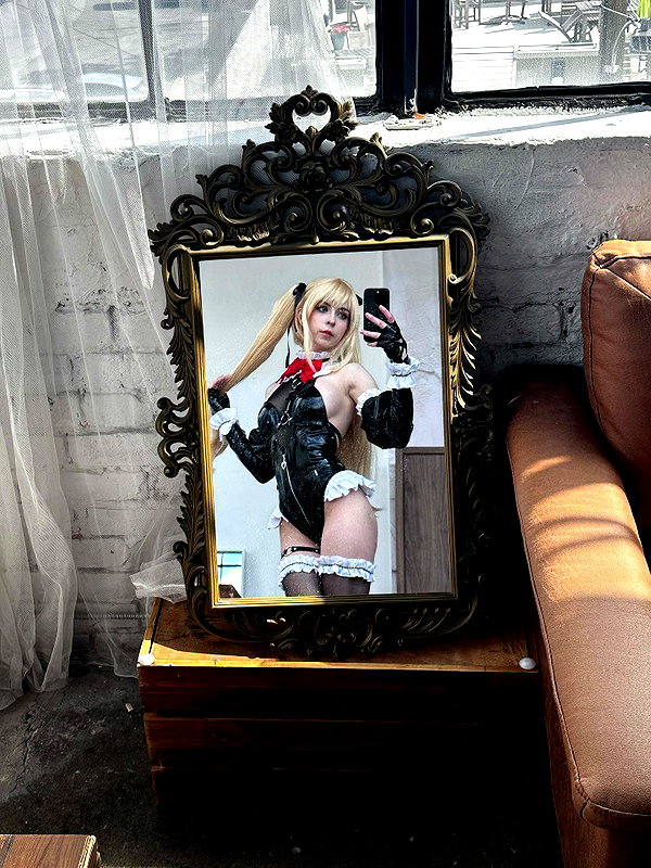 melondoki instagram image archive image