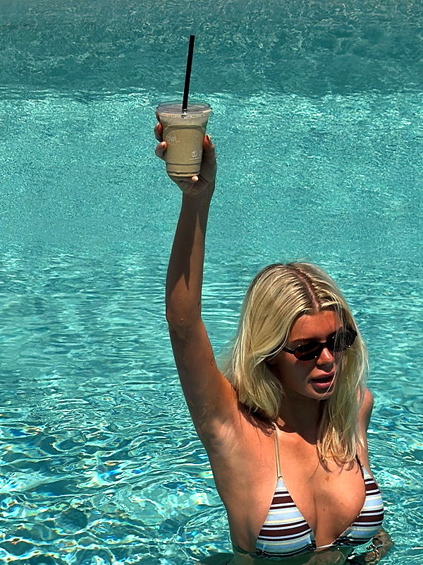 sophiecharlotth instagram image archive image