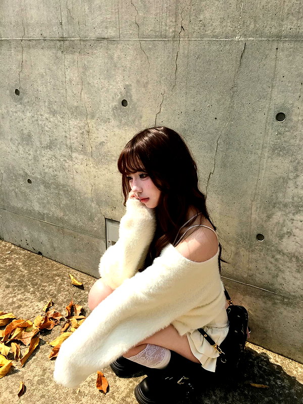 e.11lie archive image