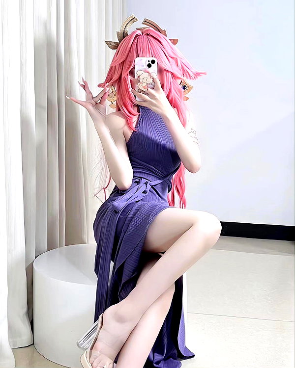 gallery_cosplayer instagram image archive image