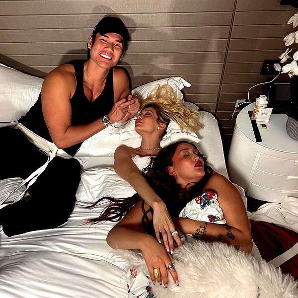 gigihadid instagram image archive image