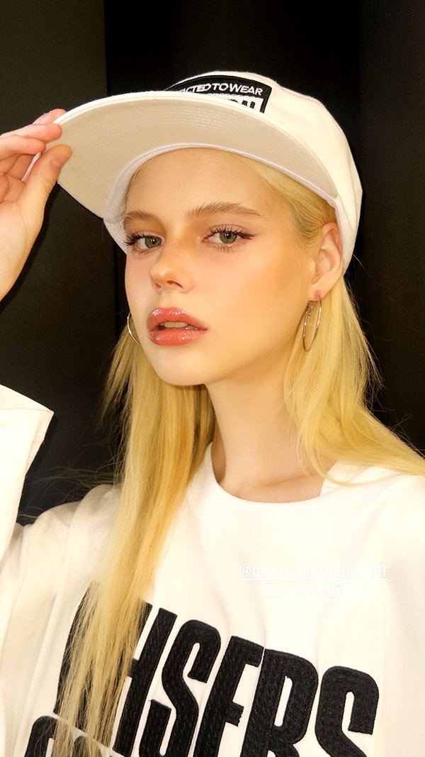 alisen.mari instagram image archive image