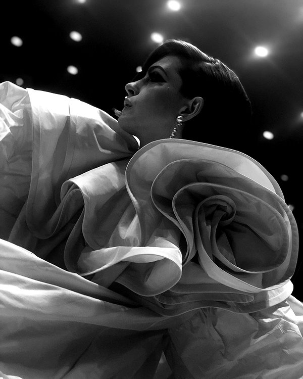 annehathaway instagram image archive image
