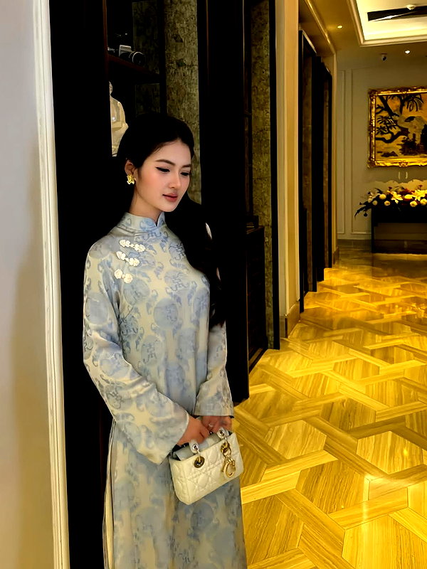 lyhythuedoxinh instagram image archive image