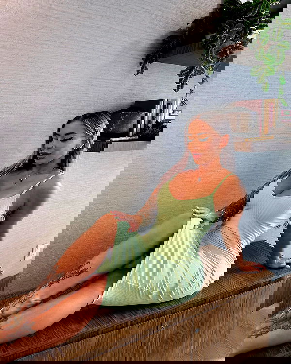 itshayleydavies itshayleydavies archive image