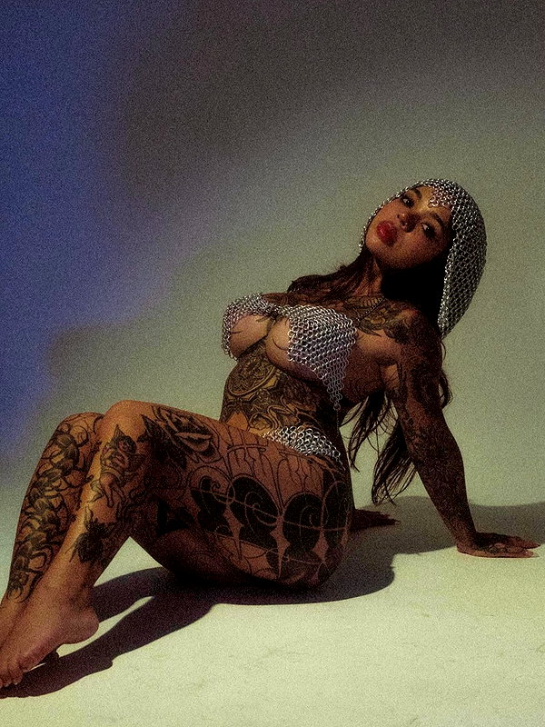 sabrvna instagram image archive image