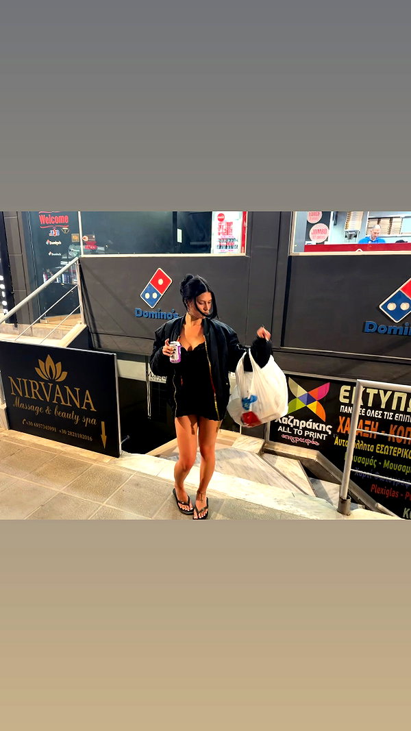 karolinaawasik instagram image archive image