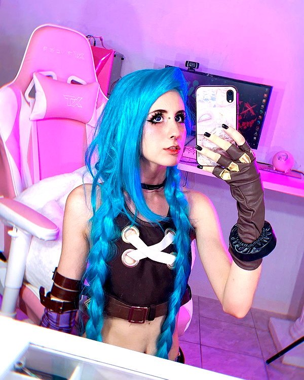 jadelaverne instagram image archive image