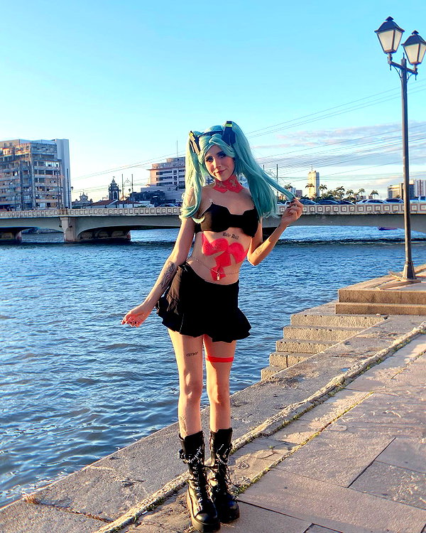 jadelaverne instagram image archive image