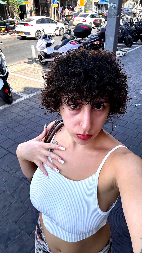 alma.almog instagram image archive image