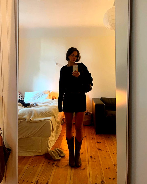 emmaaurora instagram image archive image