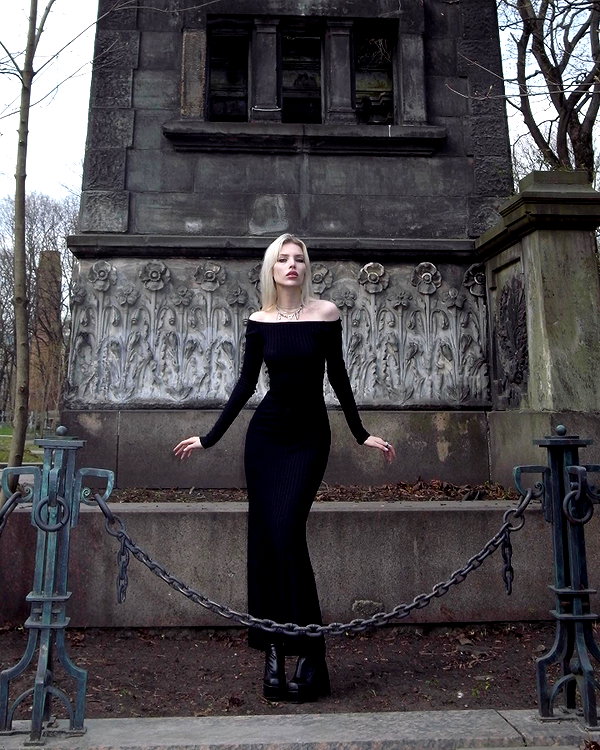 anya4everr instagram image archive image