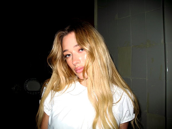 avestanova instagram image archive image