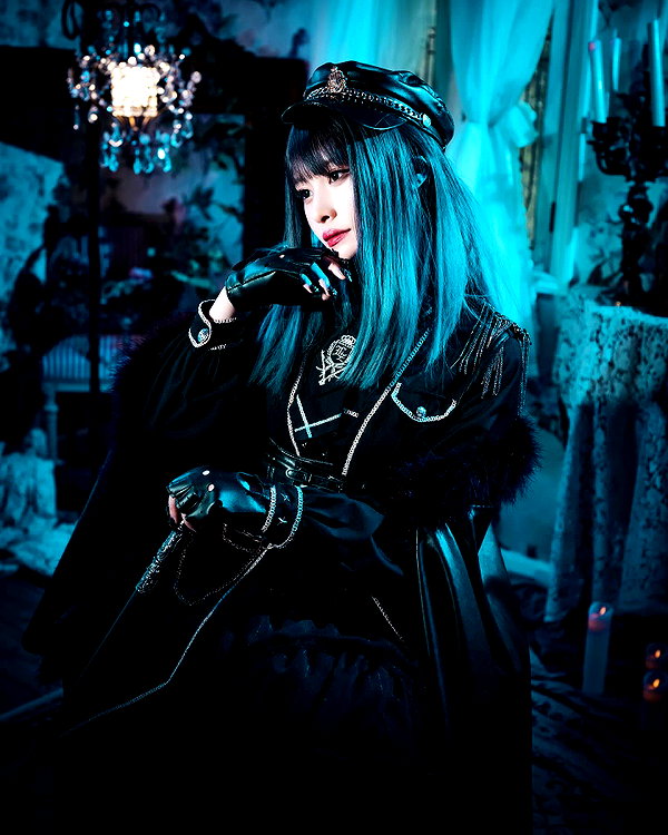 yamikumo_leisa instagram image archive image