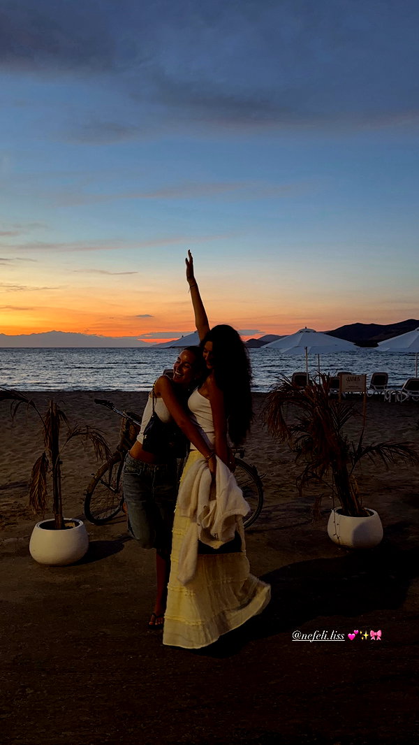 zoeliss instagram image archive image