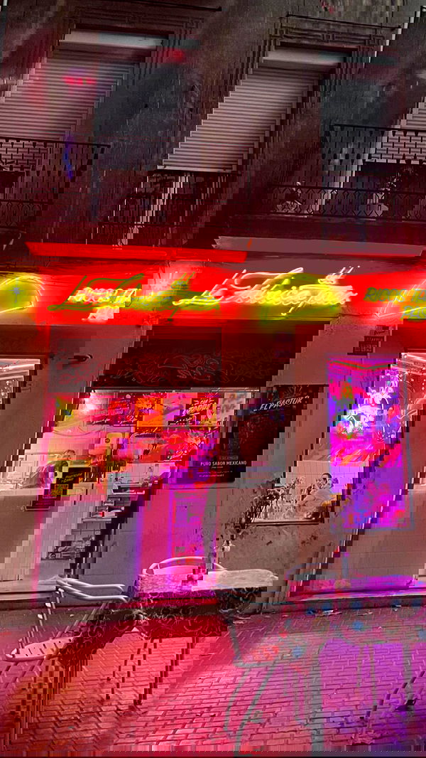 leonanaomii image ~ Altpins