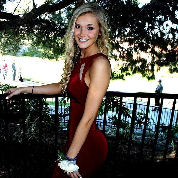allie_dunn instagram image archive image