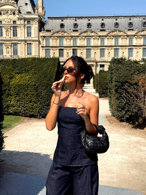 zoeliss instagram image archive image