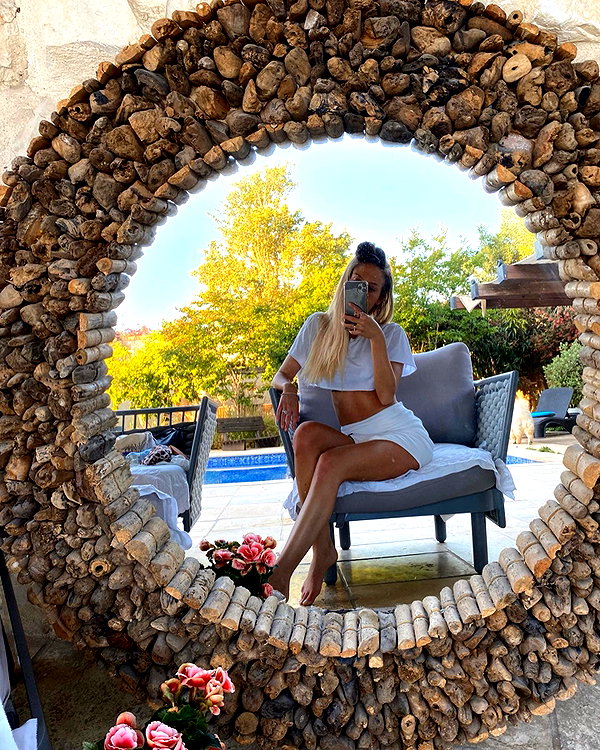 barzomer instagram image archive image