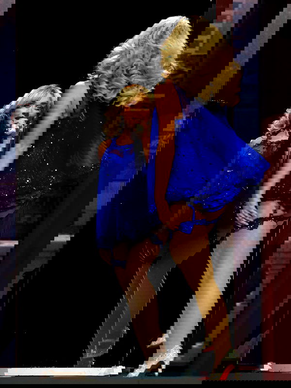 sabrinacarpenter sabrinacarpenter archive image