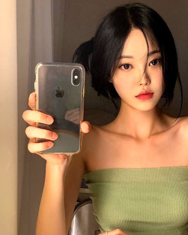 daxbin instagram image archive image