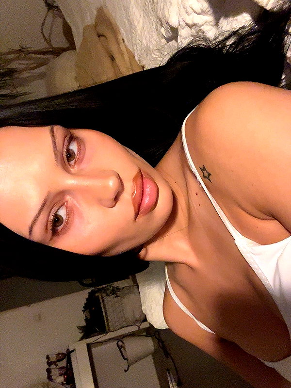 karolinaawasik instagram image archive image