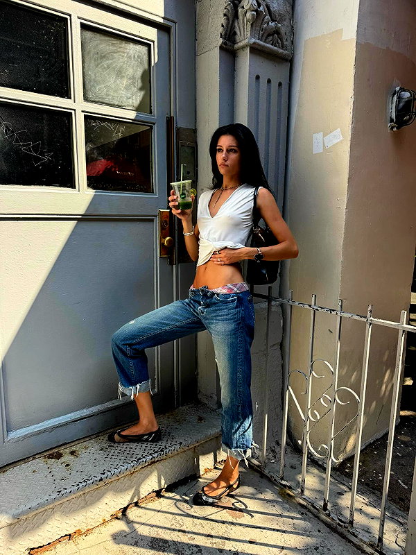 reneeebeller instagram image archive image