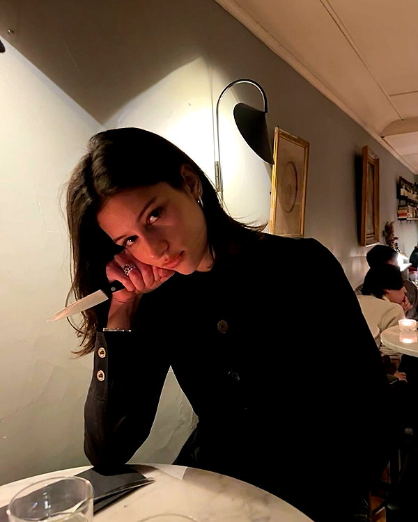 reneeebeller instagram image archive image