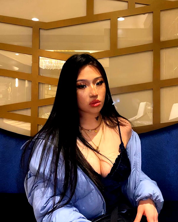 n.nina666 instagram image archive image