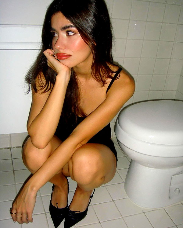 ainaratorneg instagram image archive image