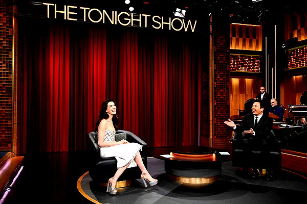 annehathaway instagram image archive image