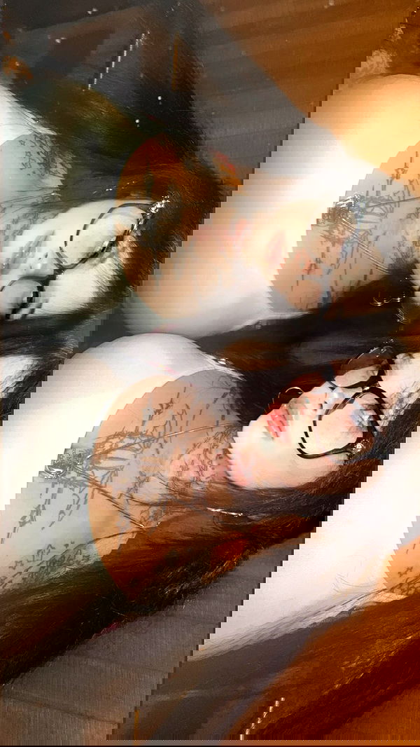 zommmbri zommmbri archive image