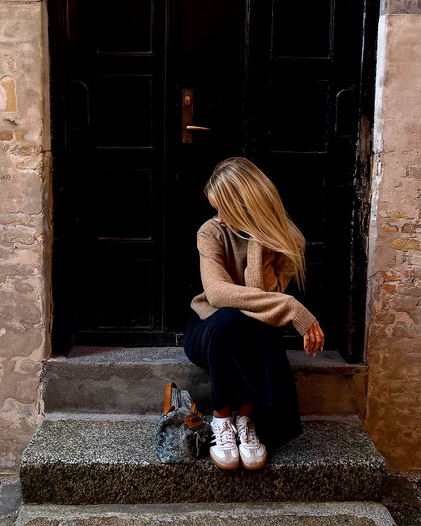 lilih instagram image archive image