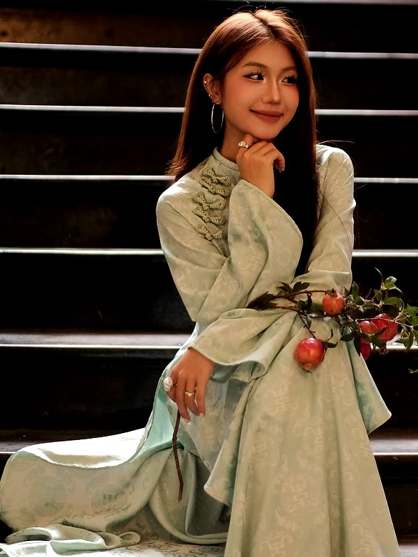 lyhythuedoxinh instagram image archive image