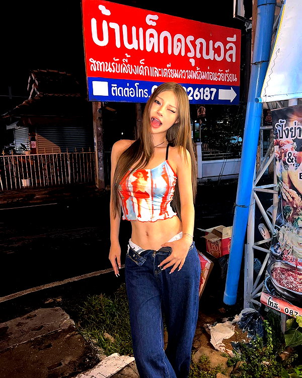 ll.lu1s instagram image archive image